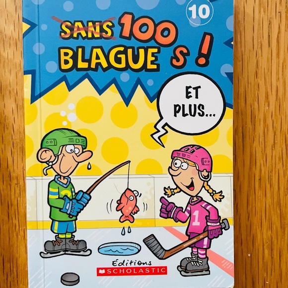 4/$30, 3 French Children’s Fun Books *BUNDLE DEAL - Picture 5 of 8